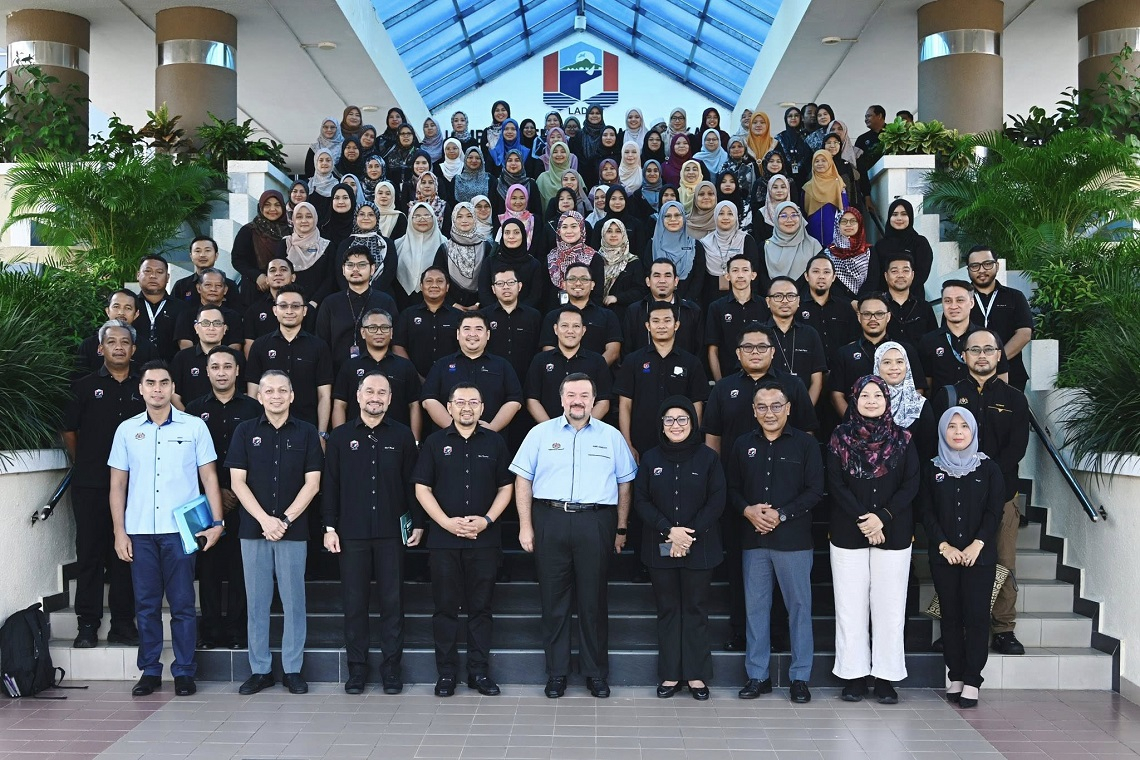 Sesi Lawatan Kerja &amp; Libat Urus Bersama Pengurusan LADA